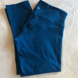 Lululemon crop yoga pant